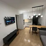 Luxury Alba - Located * 스플리트