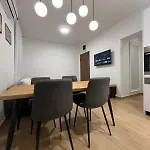 아파트 Luxury Alba - Located 스플리트