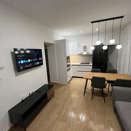 Luxury Alba - Located * سبليت