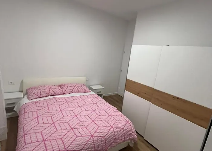 Luxury Alba - Located *