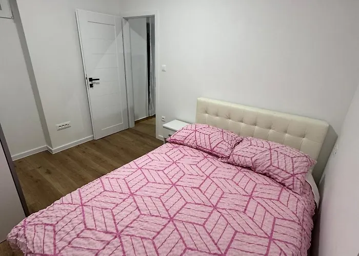 Luxury Alba - Located Apartment